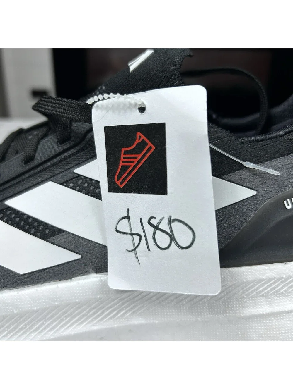 Adidas Ultraboost 5X Shoes Mens Size 10 Black White Performance Running Sneakers